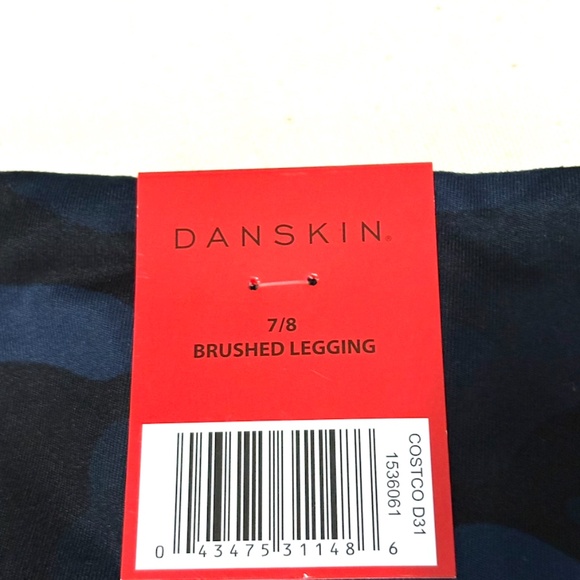 Danskin 7/8 Brushed Legging Size medium -- 2 available - Picture 4 of 6